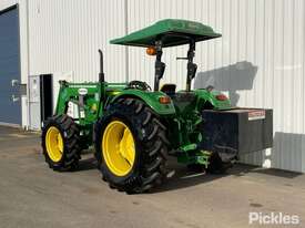 John Deere 5065E - picture2' - Click to enlarge