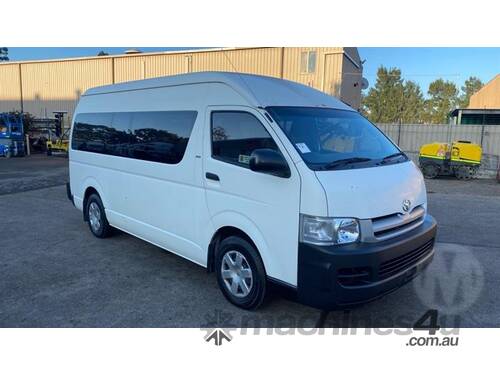 Toyota Hiace 200