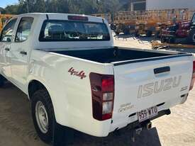 Isuzu D-Max 4x4 - picture2' - Click to enlarge