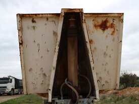 TANDEM AXLE SEMI TRAILER END TIPPER - picture1' - Click to enlarge