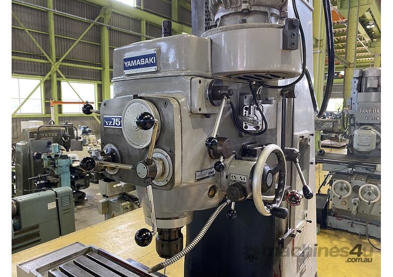 Yamazaki Milling machine