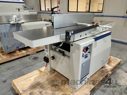 ### DEMO CLEARANCE ### SCM Nova FS520 - Planer Thicknesser Combination