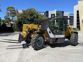 Telehandler 7330T - picture1' - Click to enlarge
