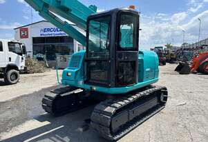 KOBELCO - CK90UR tight access rough terrain slewing crane