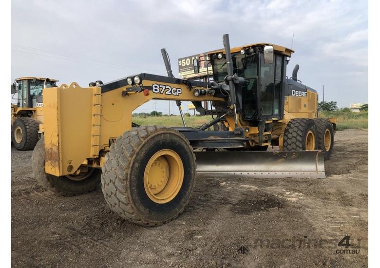 caption 2015 JOHN DEERE 872GP 7,500 hrs