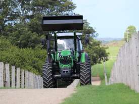 DEUTZ FAHR Agrotron 6145G PowerShift 40km - picture1' - Click to enlarge