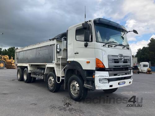 2007 Hino FY 700 3241 Dual Axle Tipper