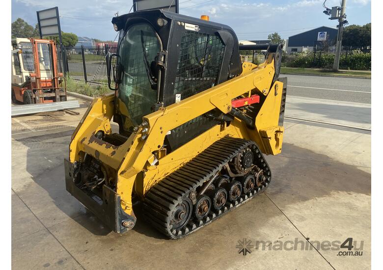 Used 2014 Caterpillar 257D Tracked SkidSteers in , - Listed on Machines4u