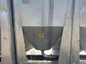 1200 - picture0' - Click to enlarge