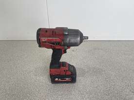 Milwaukee Rattle Gun With Battery (Police Lost & Stolen) - picture0' - Click to enlarge