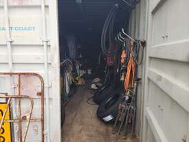 40' Container And Contents - picture0' - Click to enlarge