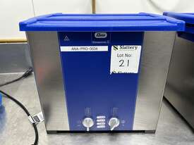 Elma Ultrasonic Cleaner - picture1' - Click to enlarge