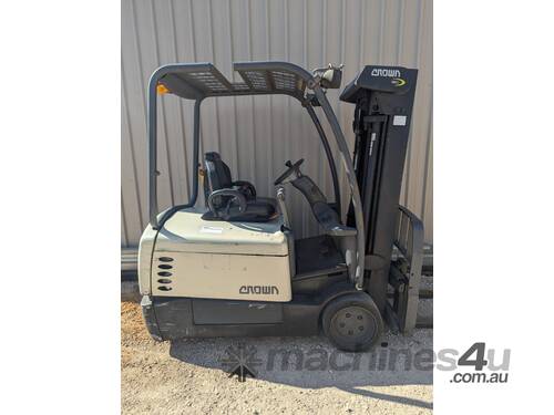 CROWN 1.8T Electric Forklift with Container Mast