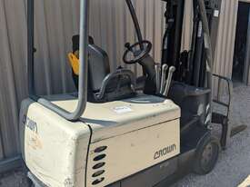 CROWN 1.8T Electric Forklift with Container Mast - picture1' - Click to enlarge
