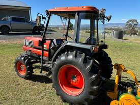 KUBOTA L3600 4WD TRACTOR - picture2' - Click to enlarge