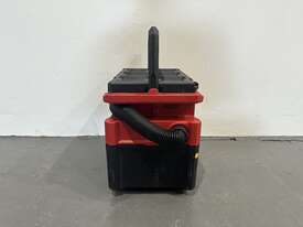 Milwaukee cordless wet dry vac - picture0' - Click to enlarge