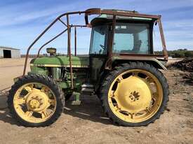 John Deere 2250 FWA - picture2' - Click to enlarge