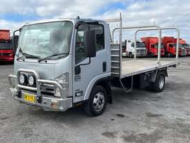 2014 Isuzu NPR200 Table Top - picture1' - Click to enlarge
