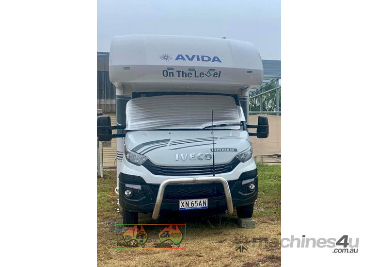caption (7611) 2018 Iveco Luxury Motorhome ( Location Newcastle Nsw ) (Newcastle, NSW)