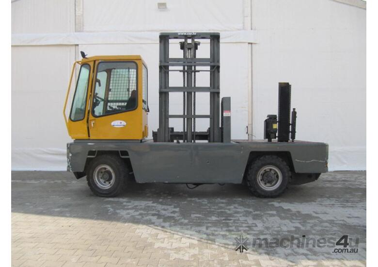 caption Baumann Diesel Sideloader (Used)