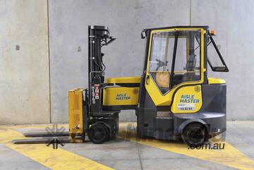 AISLE-MASTER 30WHE Articulating Mast