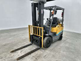 Unknown YOM TCM FHG18T3 Ride-On LPG Forklift - picture1' - Click to enlarge