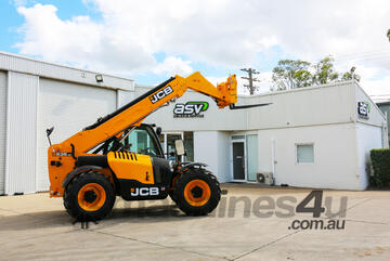 2023 JCB 535-95 Telehandler Ex-Demo Like New