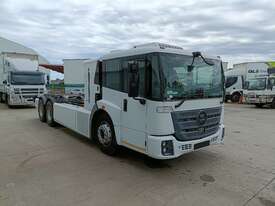 2020 Mercedes Benz Hyzon Econic 2630 Cab Chassis 6x4 Cab Chassis **Hydrogen Powered** - picture0' - Click to enlarge