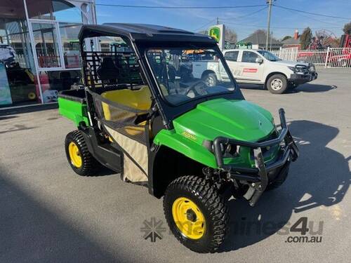 2015 John Deere XUV 550 GREEN Atvs Gators