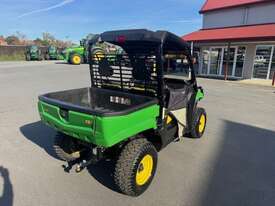 2015 John Deere XUV 550 GREEN Atvs Gators - picture1' - Click to enlarge