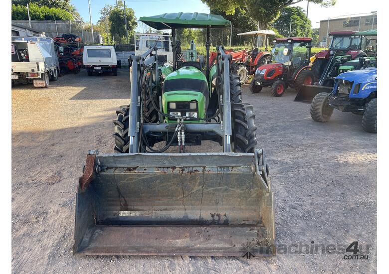 Deutz Agrolux 60 tractor & 4in1 loader