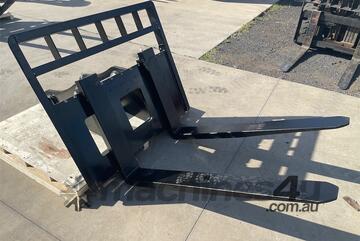 Excavator Pallet Forks Attachment to Suit 18-25T Machines
