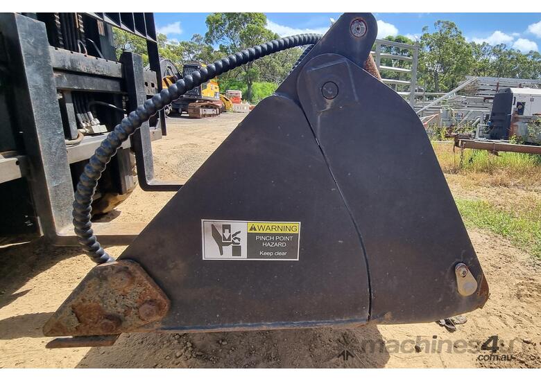 1850mm Universal Skid Steer 4in1 Buckets (2 available)