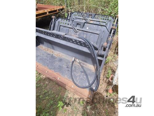 1850mm Universal Skid Steer 4in1 Buckets (2 available)