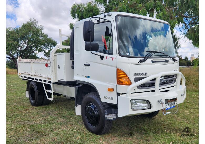caption Hino FT1022 500 Series 4x4 Single Cab PTO Tipper with Crane Truck. Ex Govt