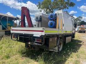 2018 Isuzu FSS 110-210 Service Body - picture2' - Click to enlarge