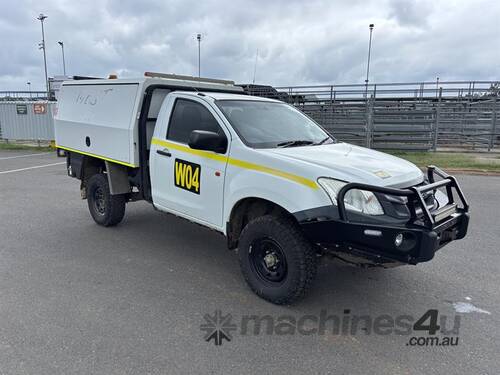 caption 2016 ISUZU D-MAX UTE