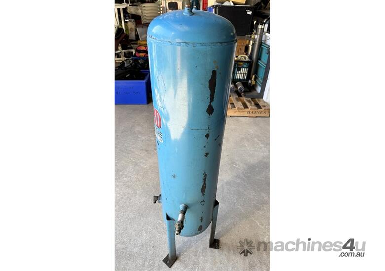 caption AIR COMPRESSOR WATER SEPERATOR
