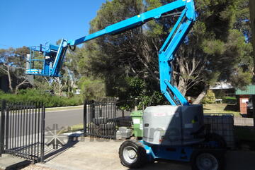 Genie Z34/22IC - 4 Wheel Drive Diesel Knuckle Boom
