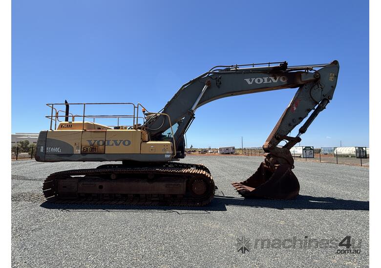 caption Volvo EC460CL Excavator Unreserved