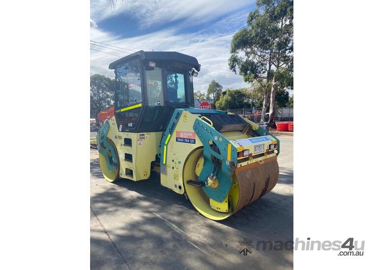 caption 2012 Ammann AV70X