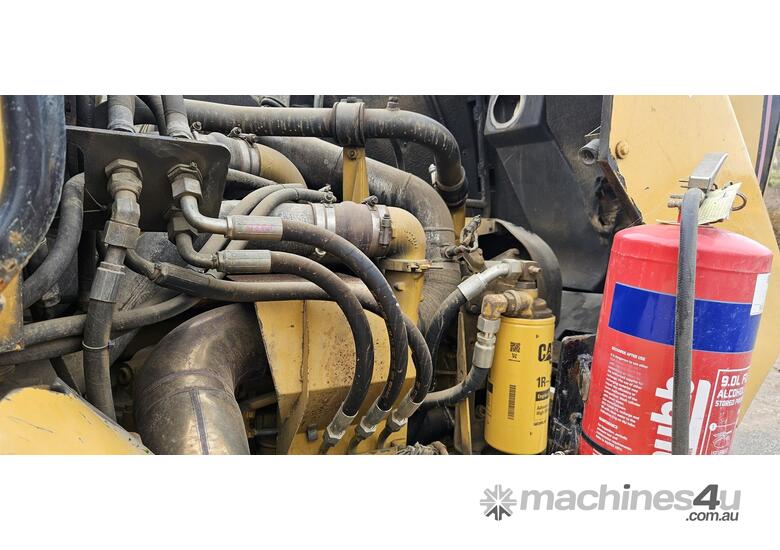 2002 Caterpillar 730