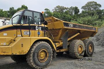 Caterpillar 2002   730