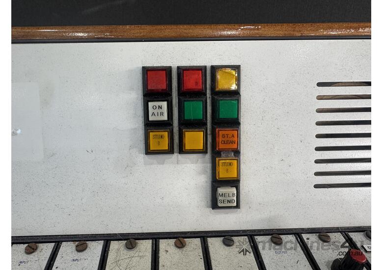 Analog broadcast audio mixer/control surface