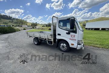 2018 HINO TradeAce Single Cab Tray Body