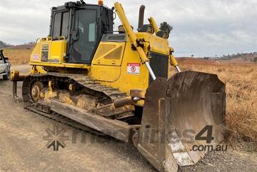 Komatsu 2014   D65EX-17 Dozer