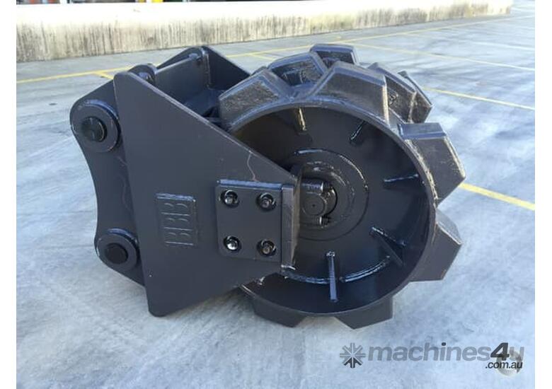caption BETTA BILT BUCKETS 20 TONNE COMPACTION WHEEL