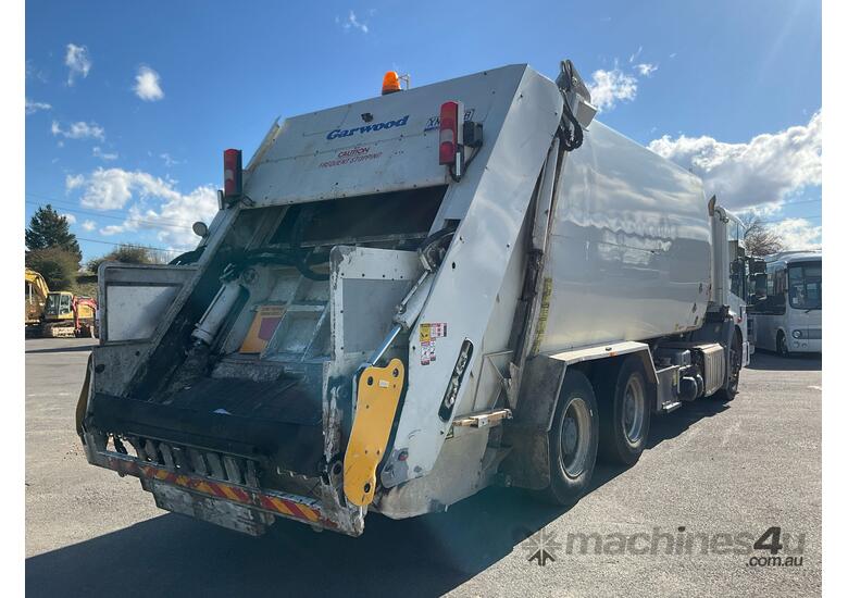 caption 2018 Mercedes Benz Econic 2630 Garbage Compactor (Rear Load)