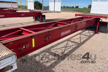 2009 Barker Heavy Duty Tri Axle Tri Axle Extendable Flat Top