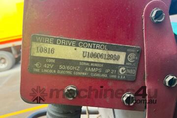 LINCOLN ELECTRIC IDEALARC DC-600 Arc Welder With LINCOLN ELECTRIC LN-10 Wire Drive Control.